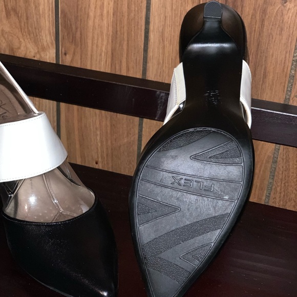 life stride slingback pumps